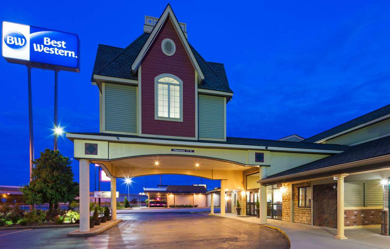 Best Western Green Tree Inn Clarksville  Exterior photo