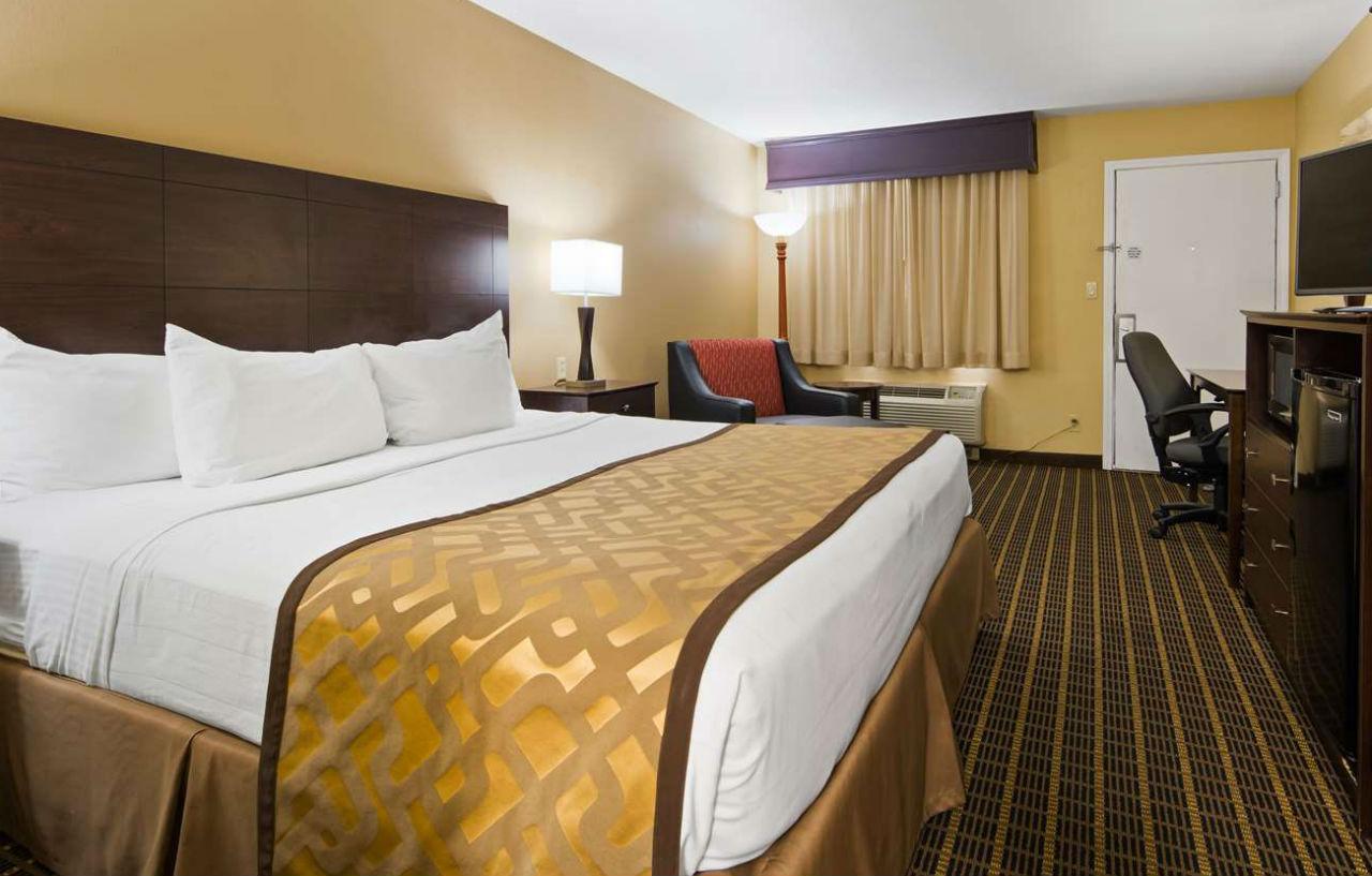Best Western Green Tree Inn Clarksville  Exterior photo