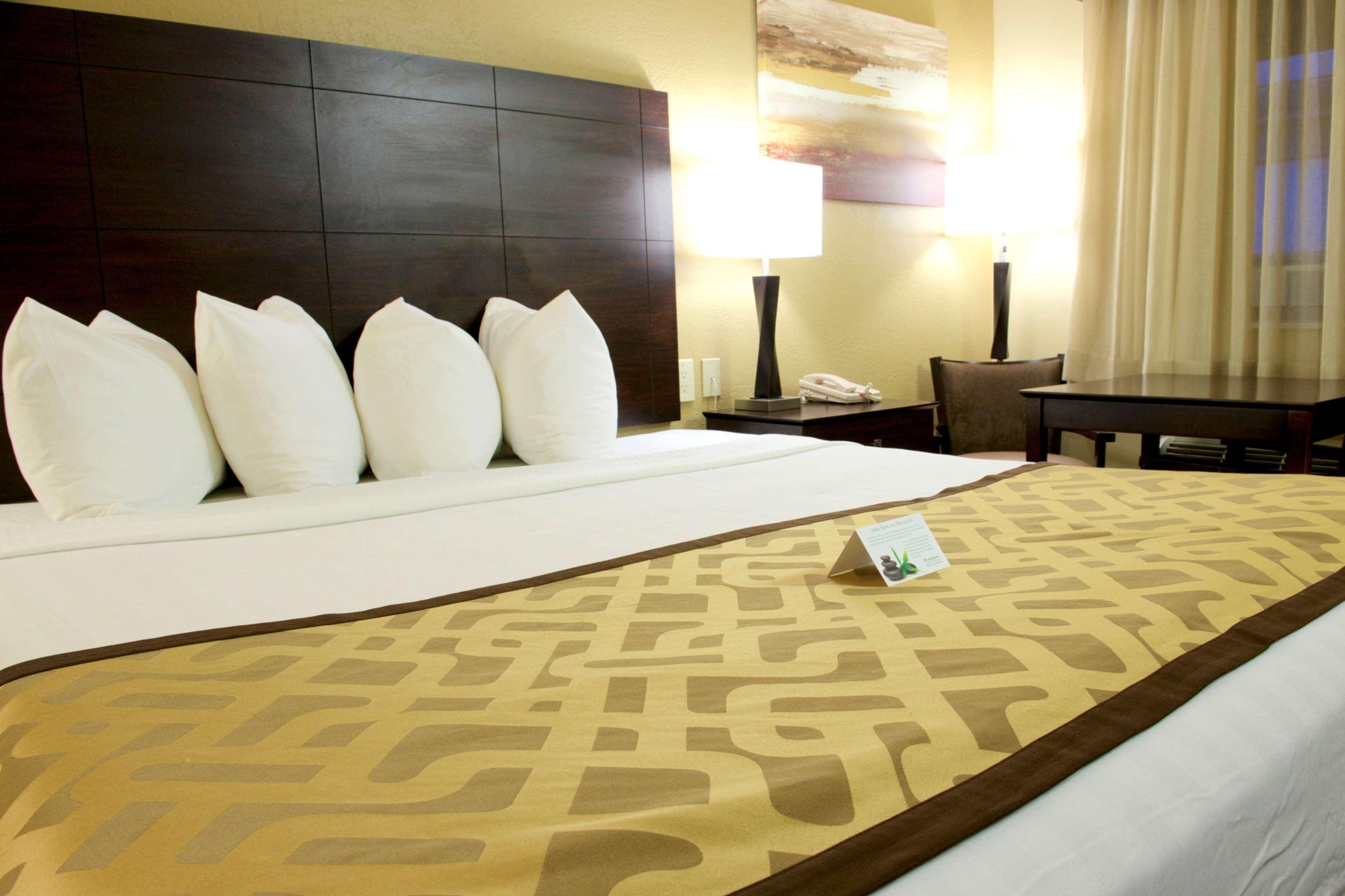 Best Western Green Tree Inn Clarksville  Exterior photo