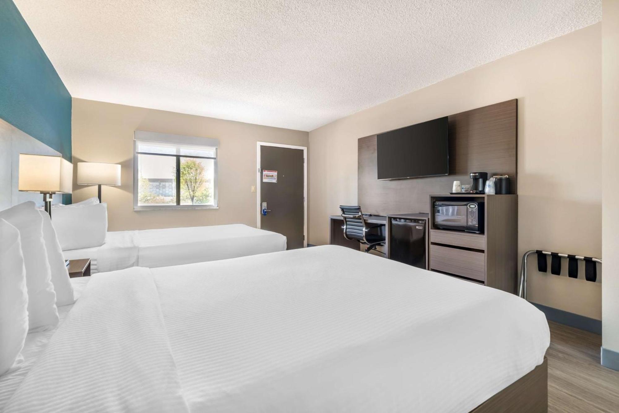 Best Western Green Tree Inn Clarksville  Exterior photo