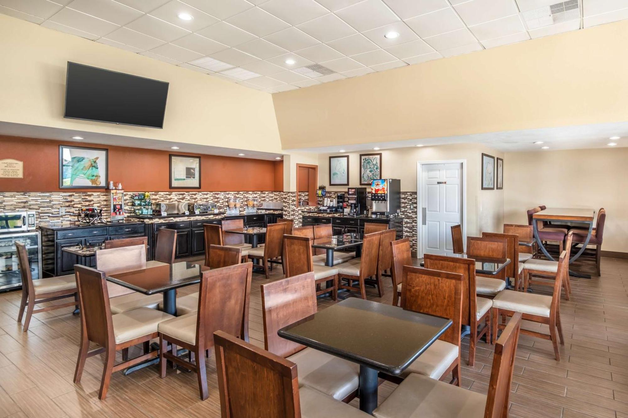 Best Western Green Tree Inn Clarksville  Exterior photo