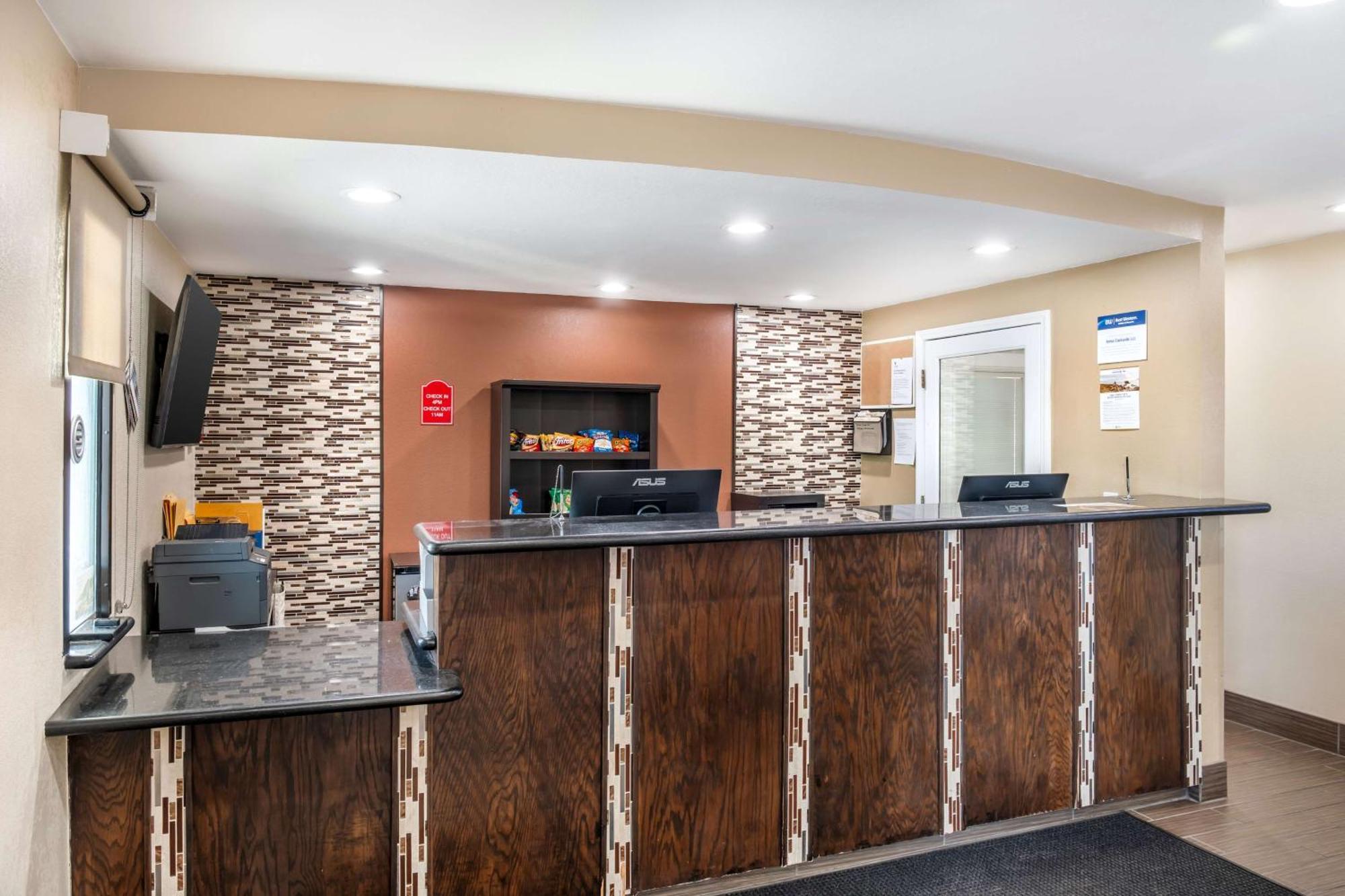 Best Western Green Tree Inn Clarksville  Exterior photo